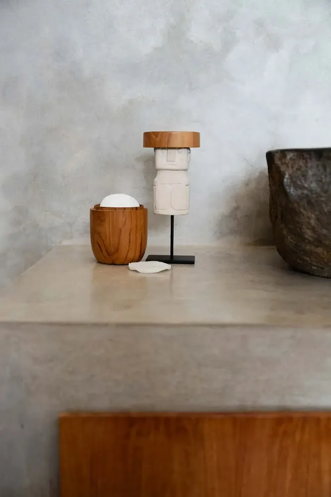 Sculptures, statuettes and miniatures - The Sumba Man on Stand - BAZAR BIZAR LIVING