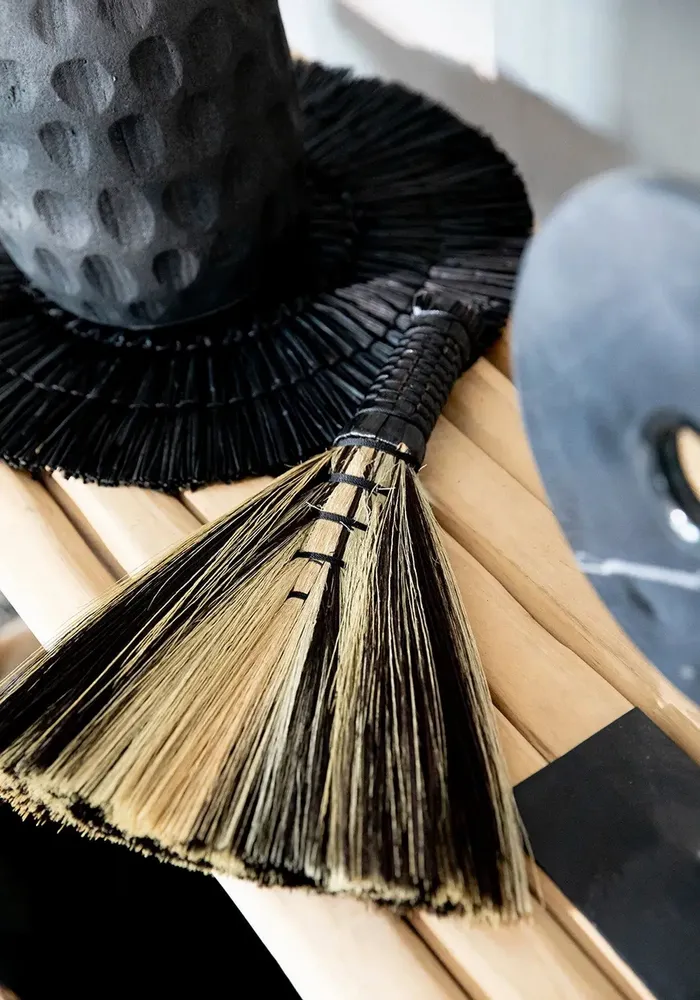 Decorative objects - The Sweeping Brush - Black Natural - BAZAR BIZAR LIVING