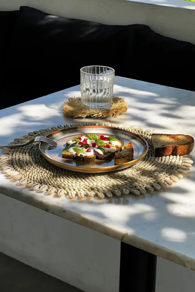 Placemats - The Seagrass Shell Placemat - Natural - BAZAR BIZAR LIVING