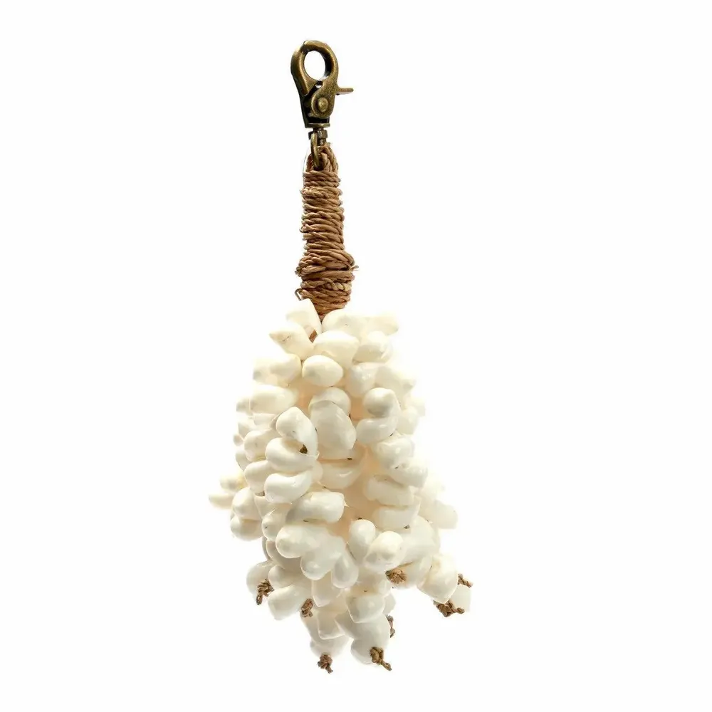 Decorative objects - The Kai Shell Keychain - White - BAZAR BIZAR LIVING