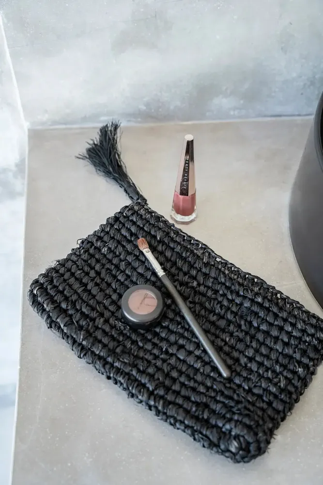 Clutches - The Raffia Clutch - Black Black - S - BAZAR BIZAR LIVING