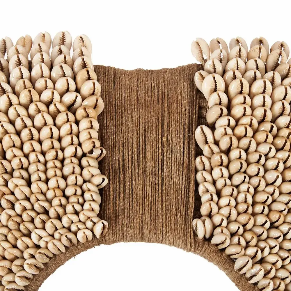 Sculptures, statuettes and miniatures - The Shell Réunion on Stand - Natural - BAZAR BIZAR LIVING