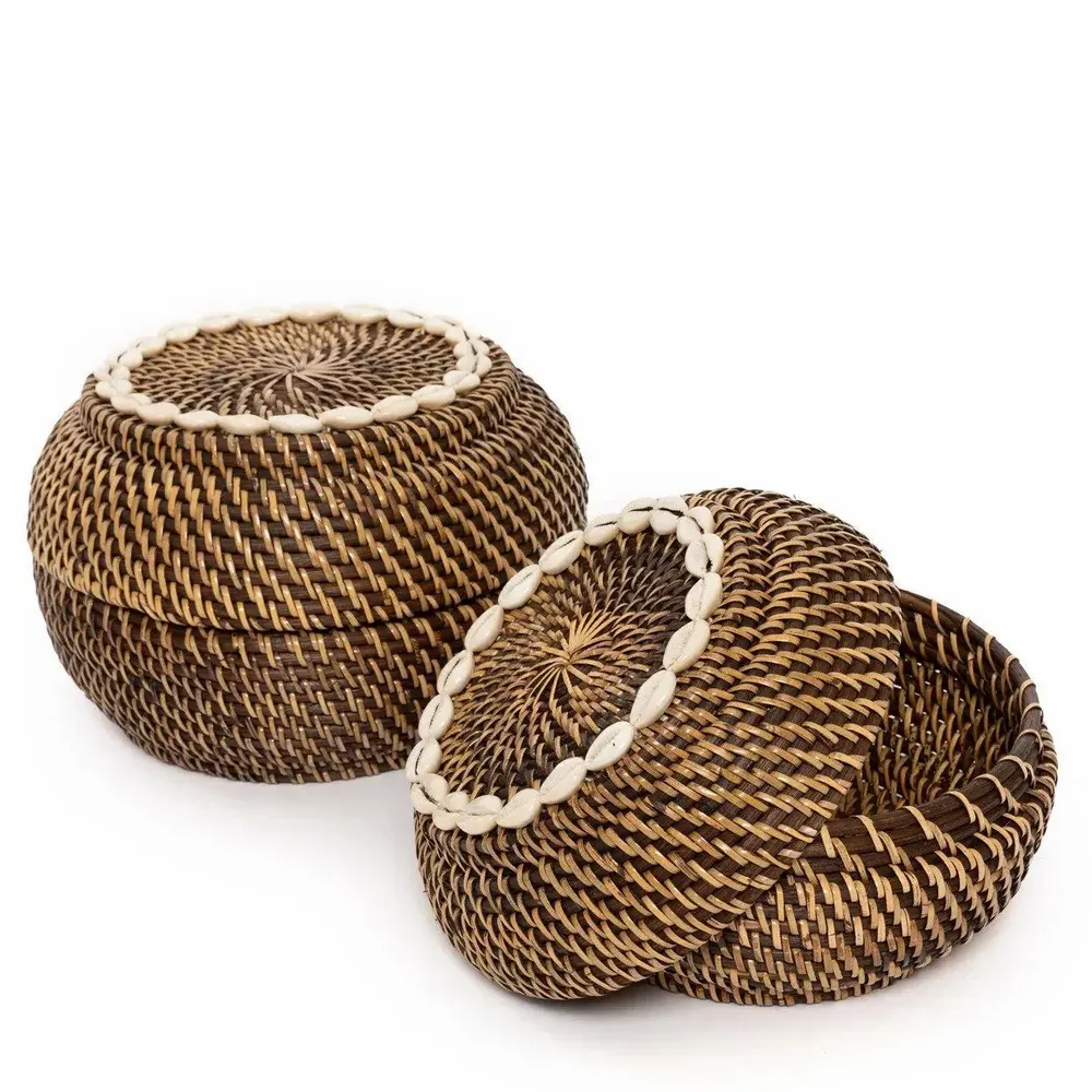 Caskets and boxes - The Colonial Peek-a-Boo Basket - Natural Brown - M - BAZAR BIZAR LIVING