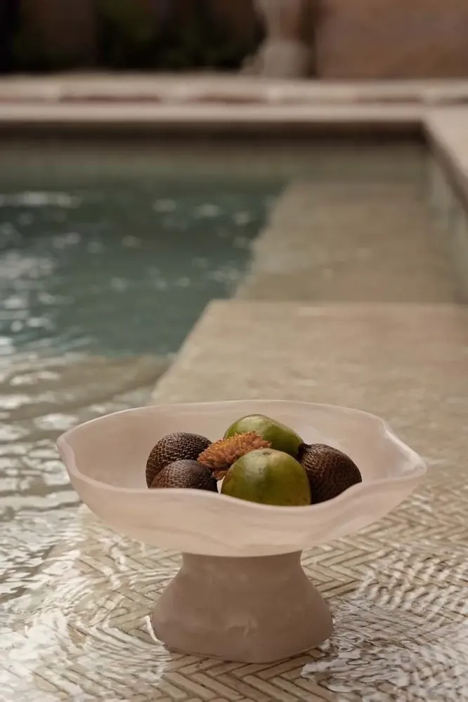 Platter and bowls - The Resin Organic Fruit Stand - Pink White - BAZAR BIZAR LIVING