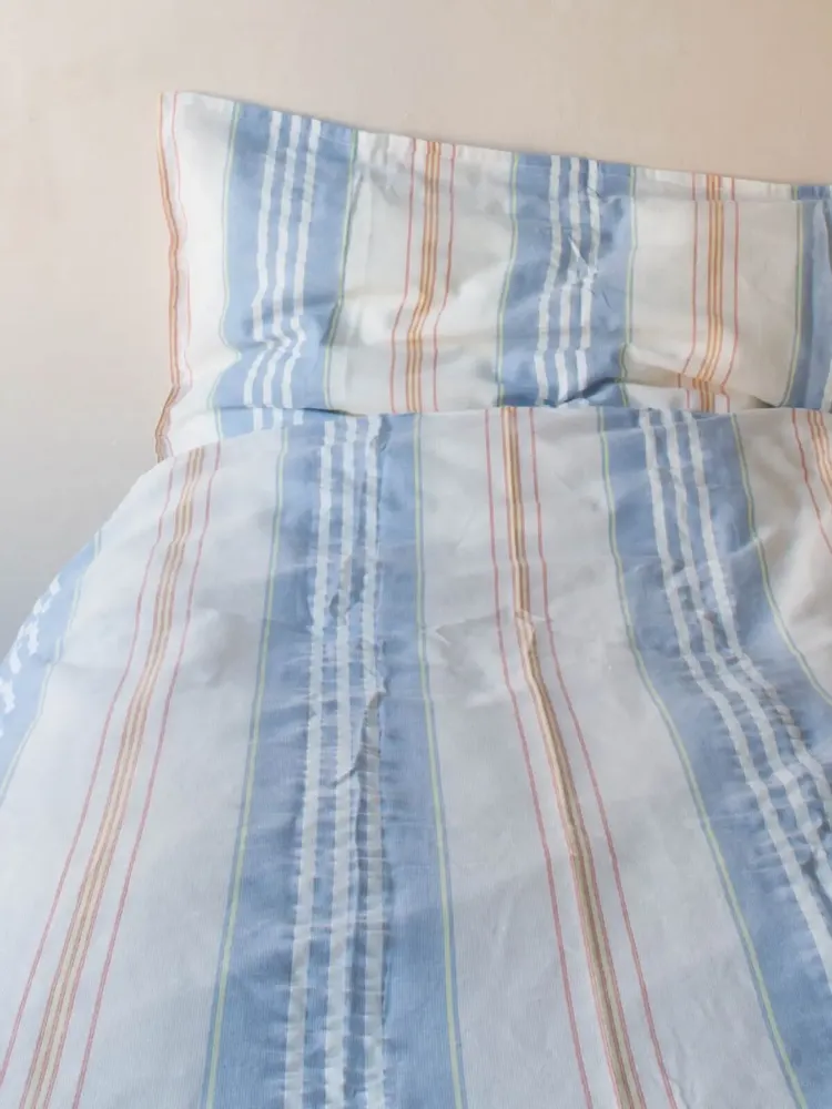 Beds - striped duvet cover - white with blue - OTTOMANIA