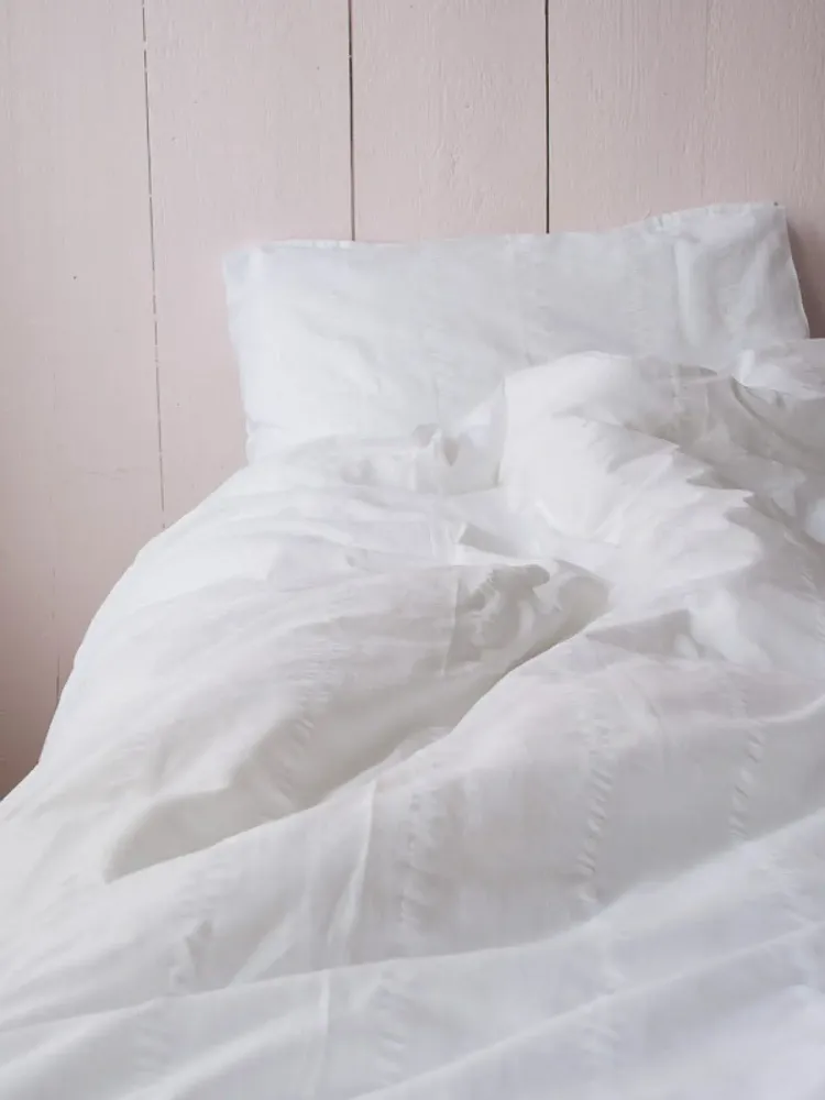Beds - seersucker duvet cover - white - OTTOMANIA