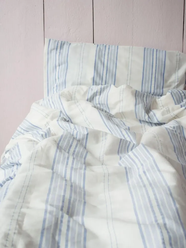 Beds - striped duvet cover - white with greek blue - OTTOMANIA