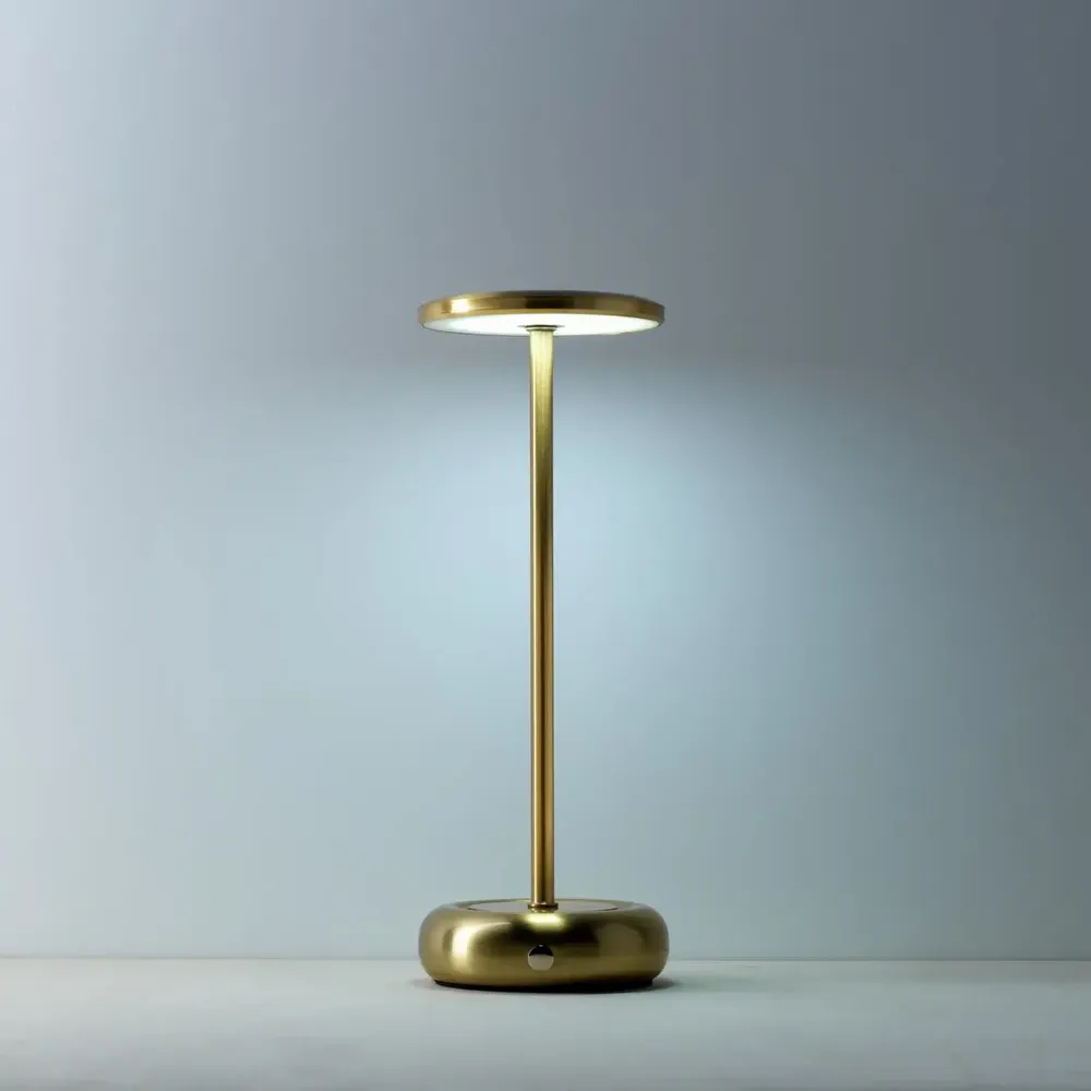 Lampes à poser - La Lampe De Table Led Smooth Operator - BAZAR BIZAR LIVING