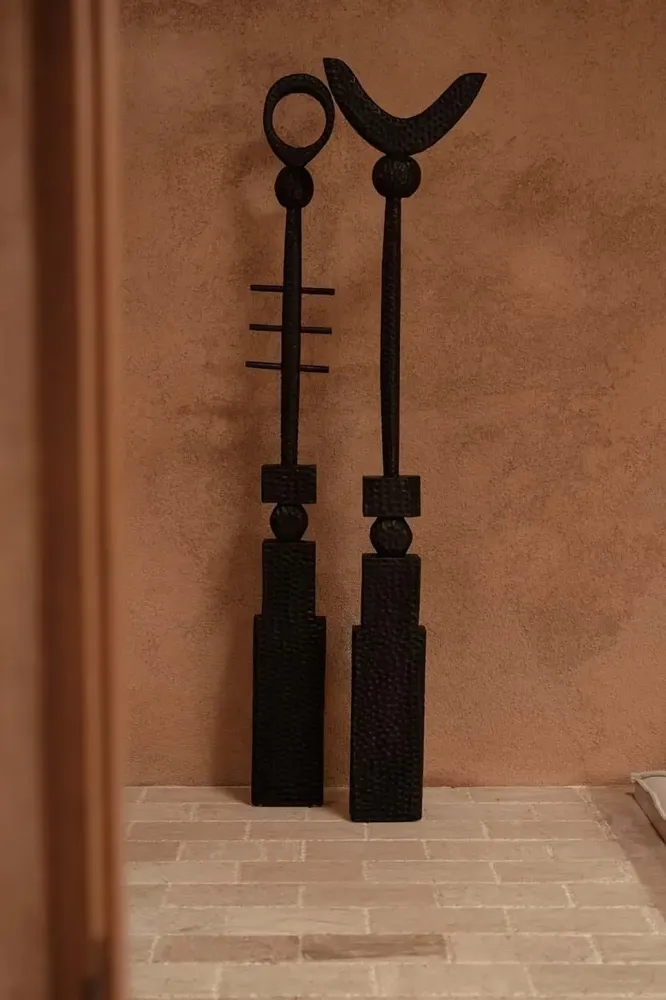Decorative objects - The Totemic Touch - Black - BAZAR BIZAR LIVING