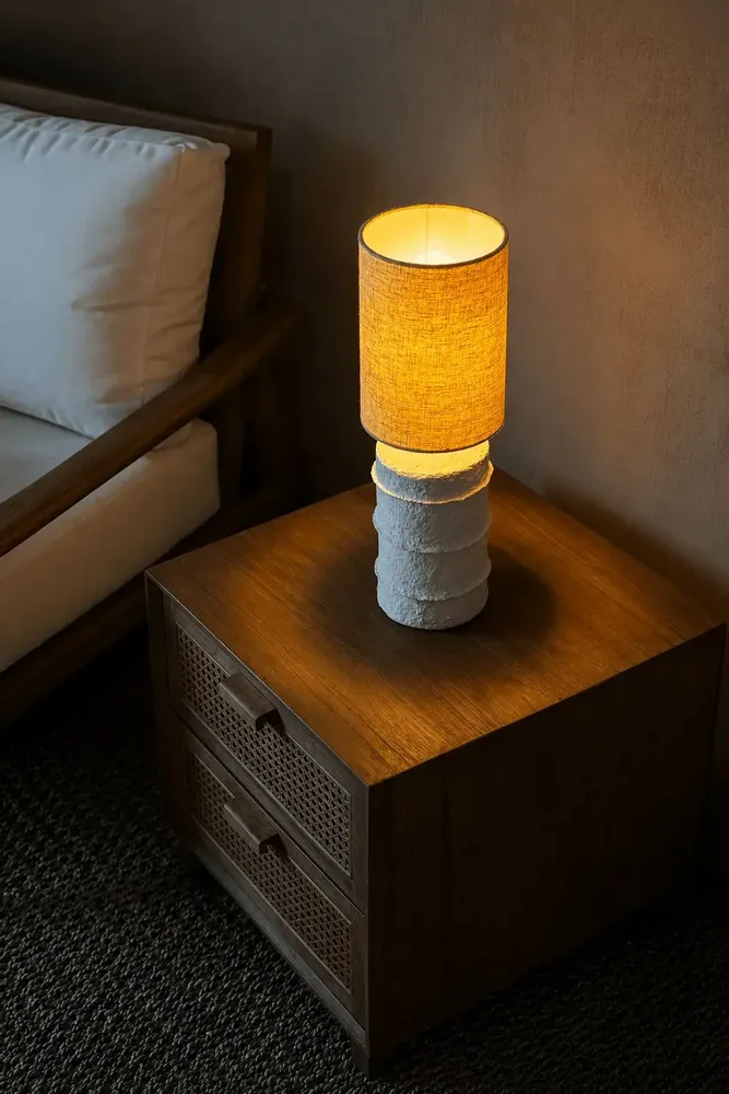 Lampes à poser - La Lampe de Table Contour - Blanche - S - BAZAR BIZAR LIVING