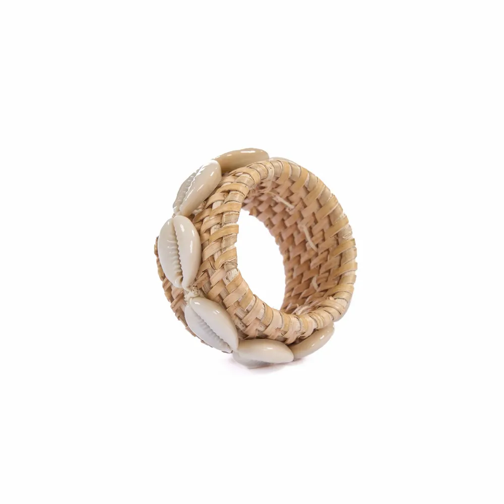 Kitchen utensils - The Rattan Shell Napkin Ring - Natural White - BAZAR BIZAR LIVING