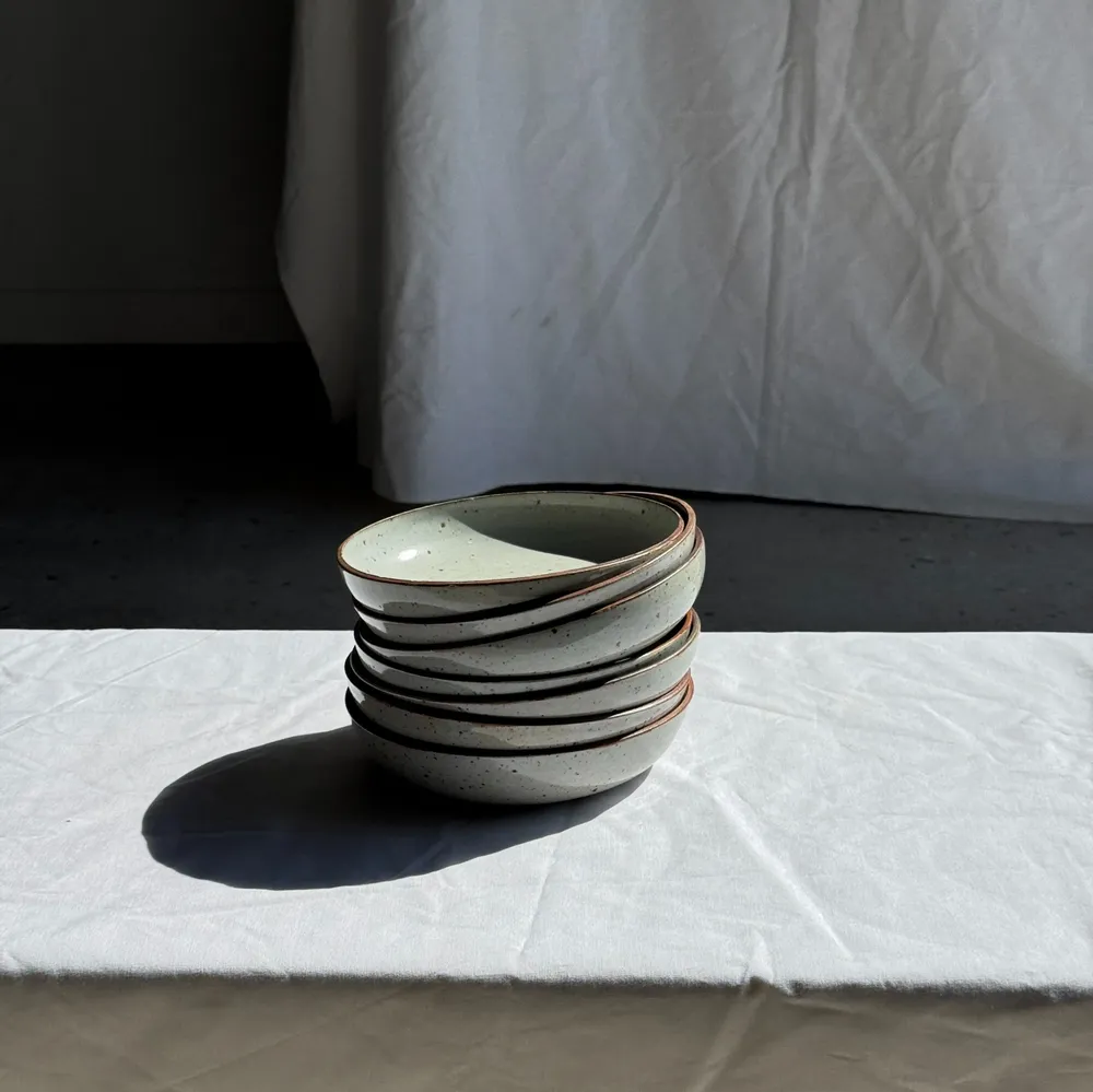 Everyday plates - Set of 7 handmade soup plates in grey glazed ceramic - OFFICE OBJETS