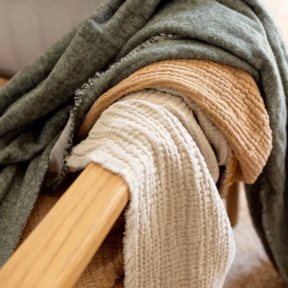 Throw blankets - Recycled throw Bruna Kaki 130 X 180 - MAISON VIVARAISE - SDE VIVARAISE WINKLER