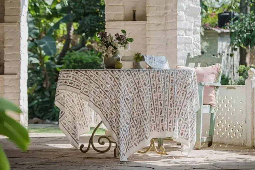Table cloths - Table Linen - NAYIKA JAIPUR