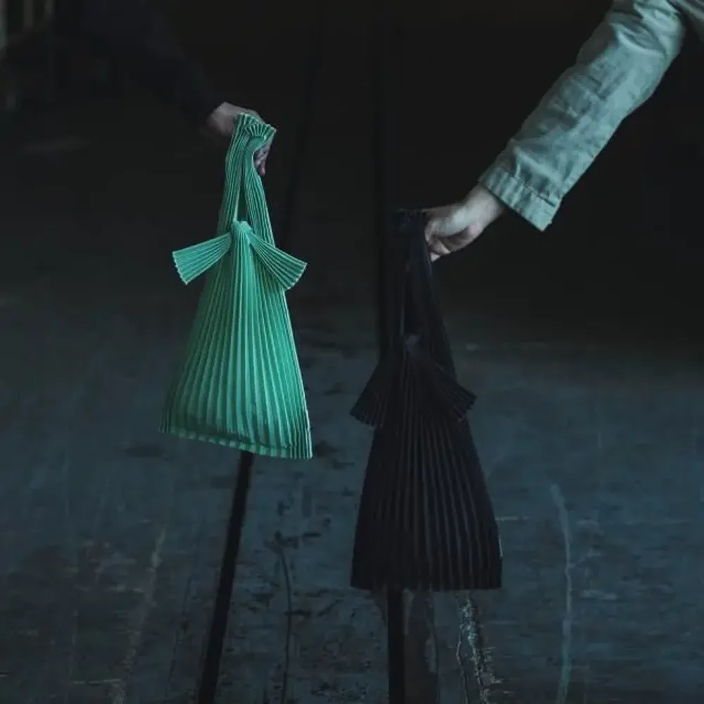 Sacs et cartables - SAC PLISSÉ - Vertical  S  (bioplastique/polyester recyclé) - KNA PLUS