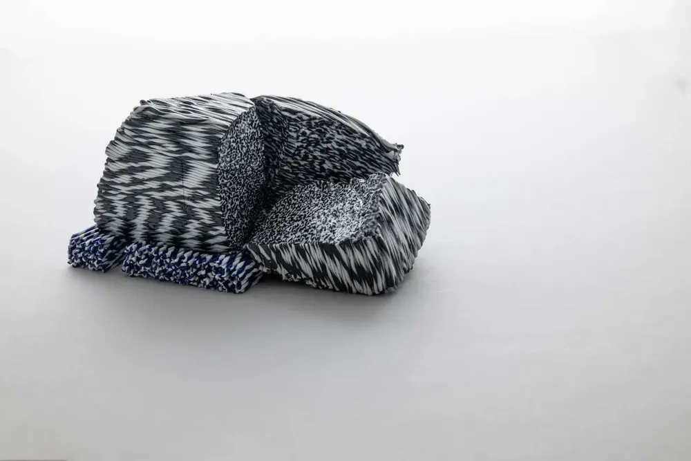 Art glass - IN-TIME 2 - LAURENCE BRABANT & ALAIN VILLECHANGE
