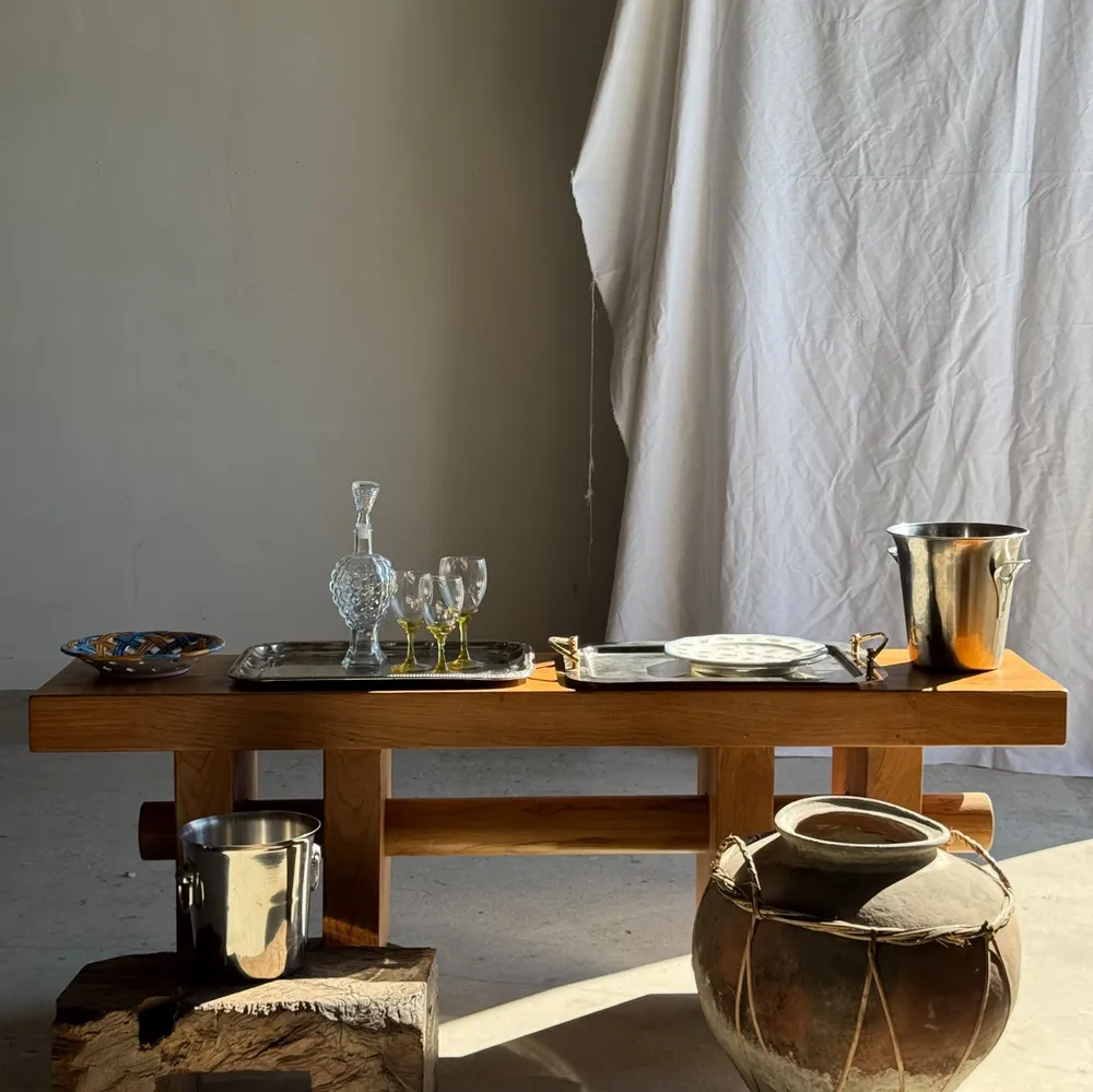 Plats et saladiers - Très grand plateau vintage en métal argenté à anses dorées L47 L36,5 - OFFICE OBJETS