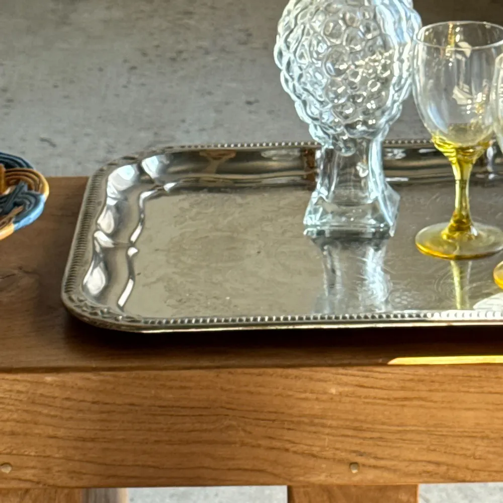 Formal plates - Large vintage tray in silver plated metal art nouveau - OFFICE OBJETS