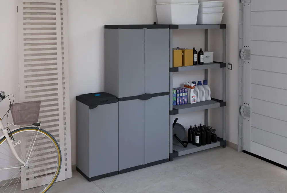 Etagères - Mongardi : Armoire à balais en résine avec deux portes, Facile à monter, Système modulaire, Intérieur et Extérieur, 68L × 38,5P × 165H cm, Gris et Noir - MONGARDI