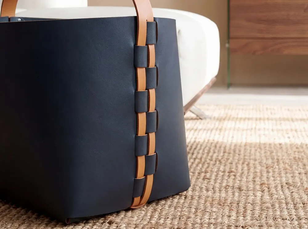Baskets - Rectangular decorative storage basket in dark blue regenerated leather with handle - ANGEL CERDÁ