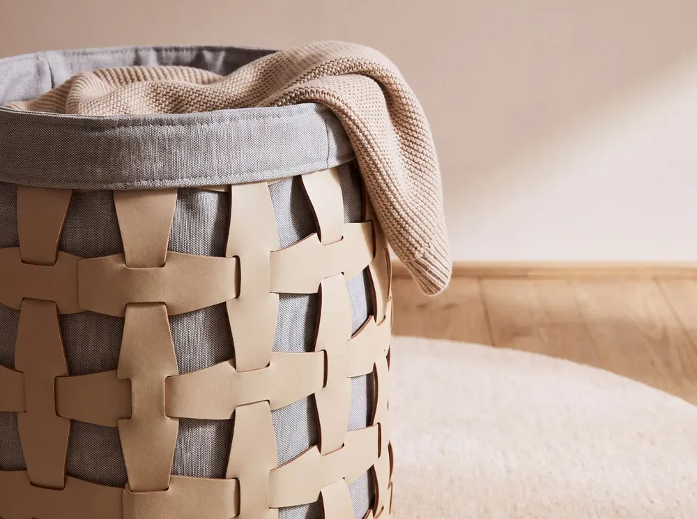 Baskets - Cylindrical decorative storage basket in sand-coloured regenerated leather - ANGEL CERDÁ