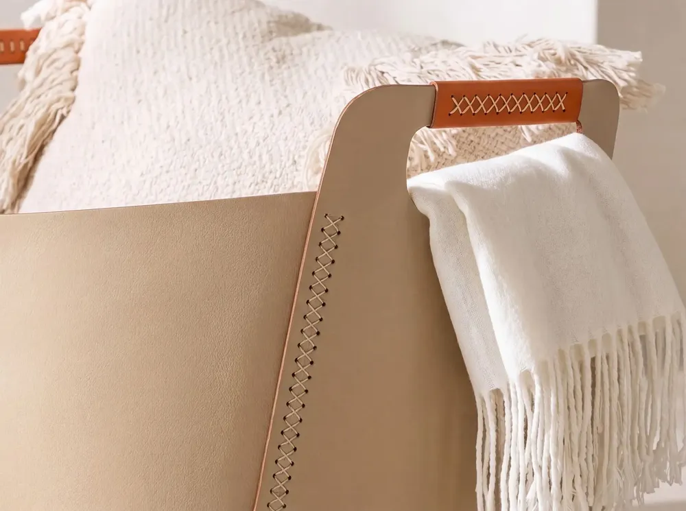 Baskets - Rectangular decorative storage basket in sand-coloured regenerated leather with handles - ANGEL CERDÁ
