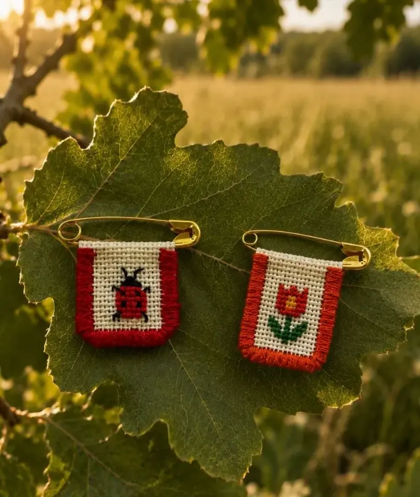 Brooches - Broche S - MES PETITES IMPARFAITES
