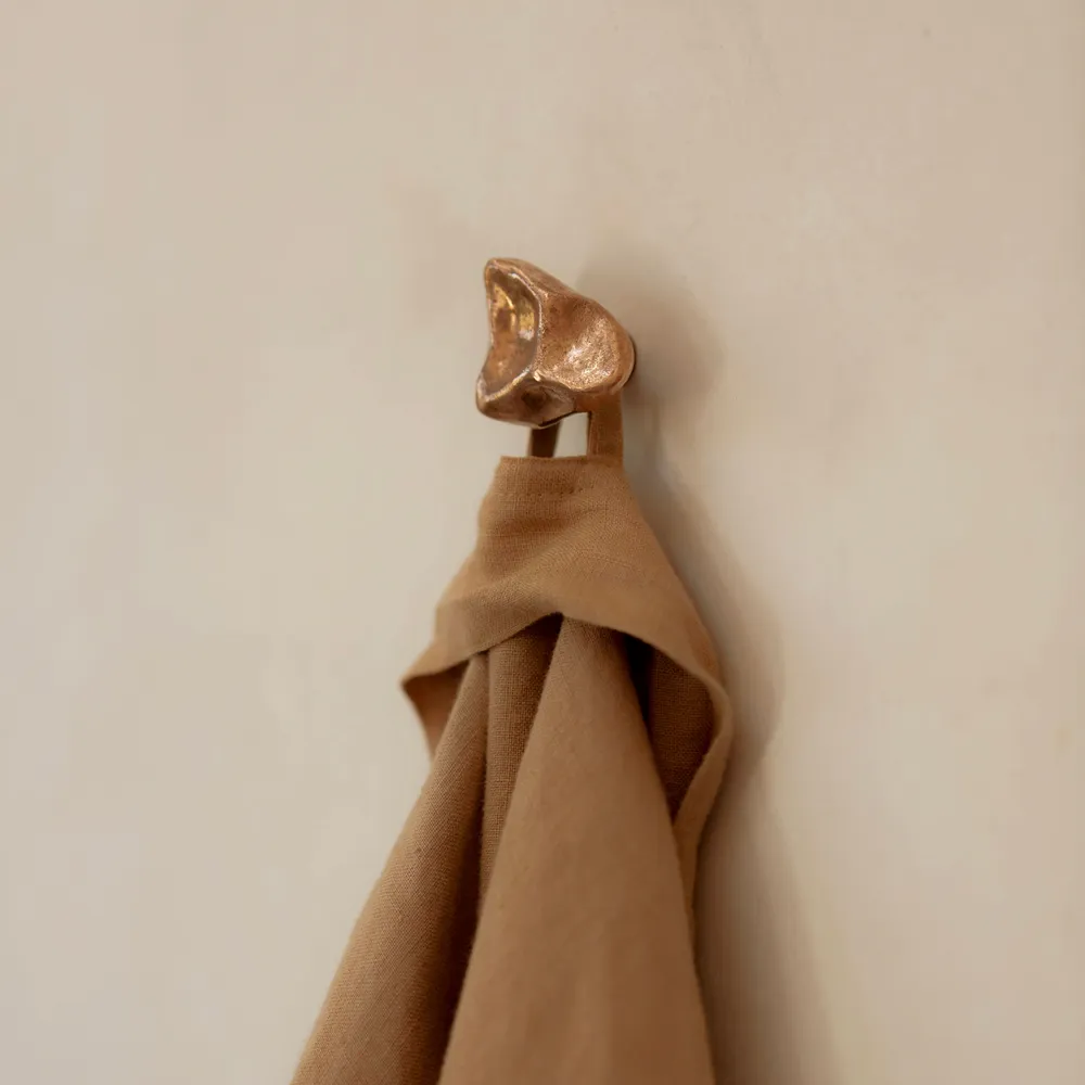 Sideboards - Subtle Pinch small knob/hook - EVAANNA