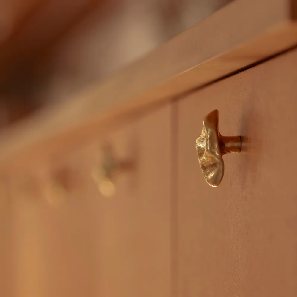 Sideboards - Subtle Pinch small knob/hook - EVAANNA