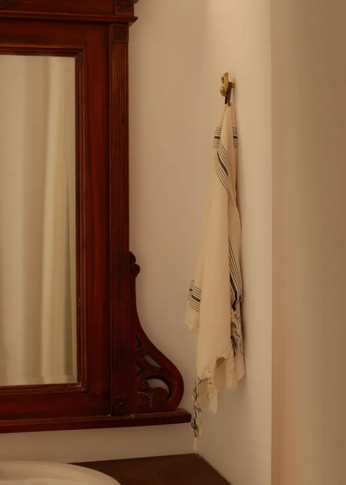 Wardrobe - Tough Pinch small knob/hook - EVAANNA