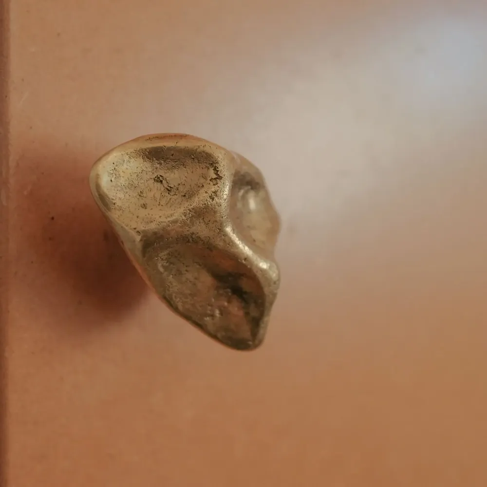 Wardrobe - Chunky Pinch large knob/hook - EVAANNA
