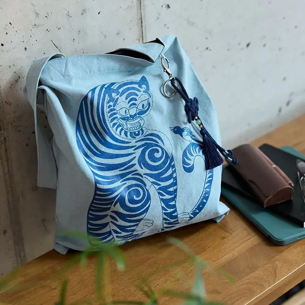 Sacs et cabas - Sac écologique Tiger and Magpie - BON`EE(LIVING ART BRAND)