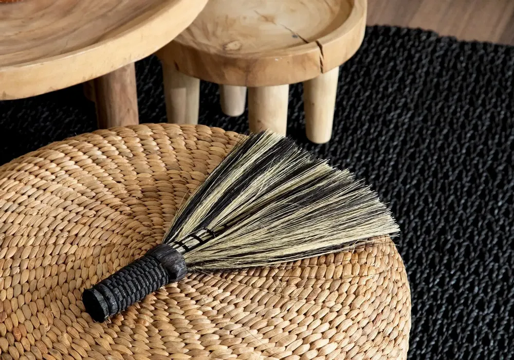 Tapis - Le Tapis Fringed - Noir - 180x240 - BAZAR BIZAR LIVING