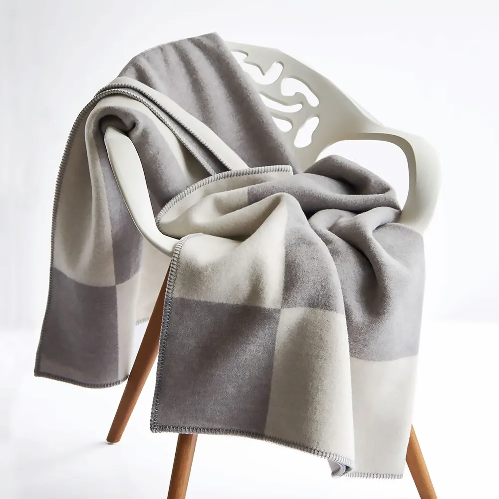 Chambres d'hôtels - Couverture MANCHESTER - EAGLE PRODUCTS