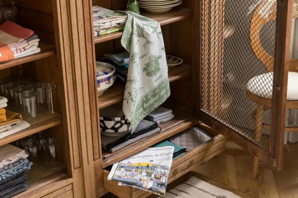 Dish towels - Tea Towel Toits de Paris Blanc 48 X 72 - MAISON VIVARAISE - SDE VIVARAISE WINKLER