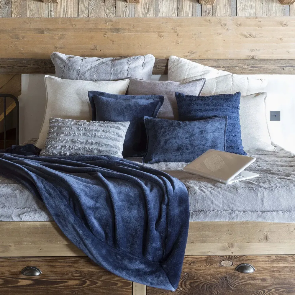 Throw blankets - Tender Throw Blanket Encre 150 X 200 - MAISON VIVARAISE - SDE VIVARAISE WINKLER