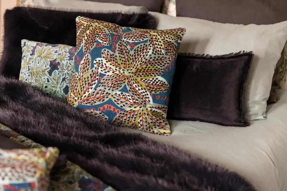 Cushions - Plain Cushion Fara Caviar 30 X 50 - MAISON VIVARAISE - SDE VIVARAISE WINKLER