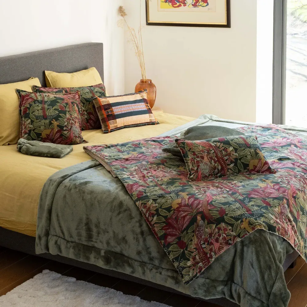 Throw blankets - Tender Throw Blanket Thym 150 X 200 - MAISON VIVARAISE - SDE VIVARAISE WINKLER