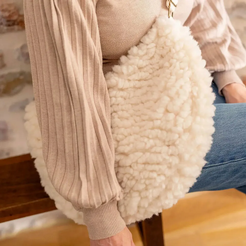 Sacs et cabas - Sac demi-lune Noam Neige 42 x 31 x 5 - MAISON VIVARAISE - SDE VIVARAISE WINKLER