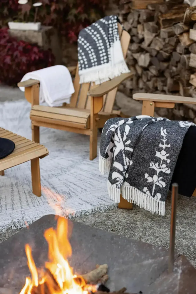 Throw blankets - Gini recycled blanket Carbone 127 X 160 - MAISON VIVARAISE - SDE VIVARAISE WINKLER