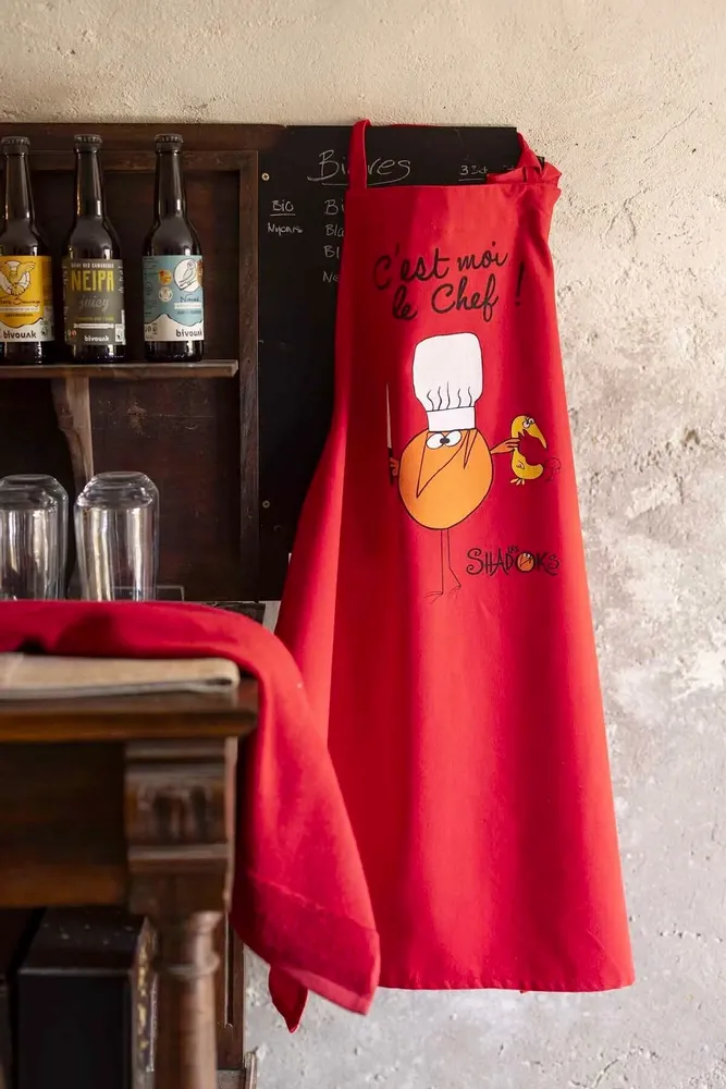Aprons - Recycled kitchen apron Shadoks C'est moi le chef Rouge 72 X 90 - MAISON VIVARAISE - SDE VIVARAISE WINKLER