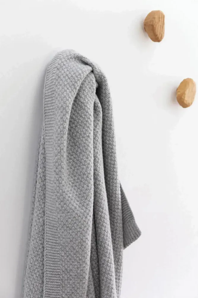 Plaids - Plaid tricot recyclé Danilo Perle 130 x 160 - MAISON VIVARAISE - SDE VIVARAISE WINKLER