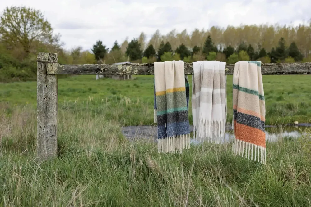 Plaids - Plaid rayé recyclé Isabel Naturel 130 x 160 - MAISON VIVARAISE - SDE VIVARAISE WINKLER