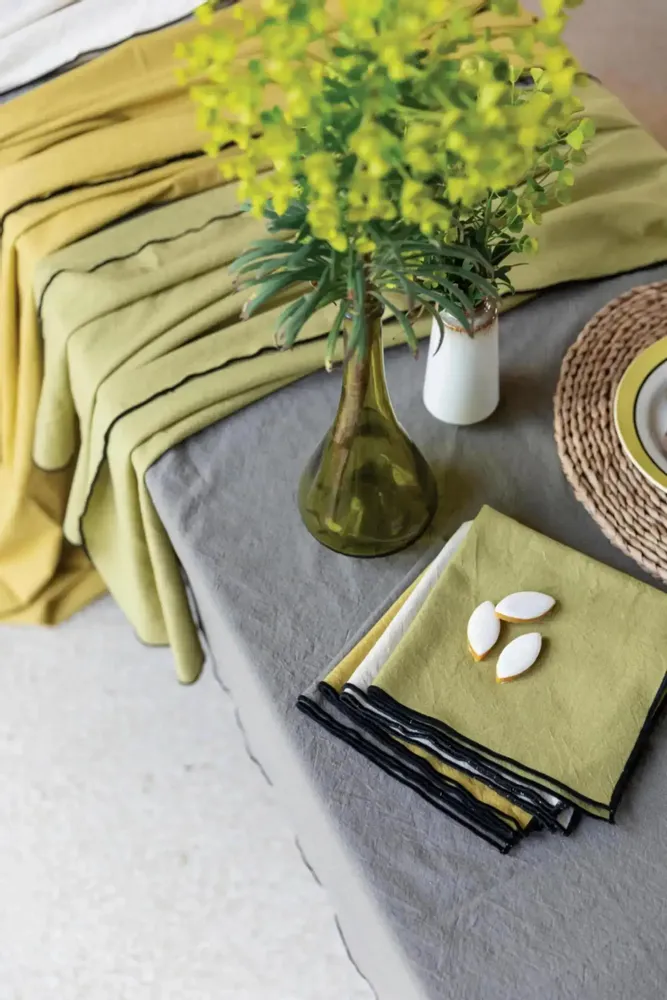 Table cloths - Recycled Tablecloth Grace Kaki 140 X 140 - MAISON VIVARAISE - SDE VIVARAISE WINKLER