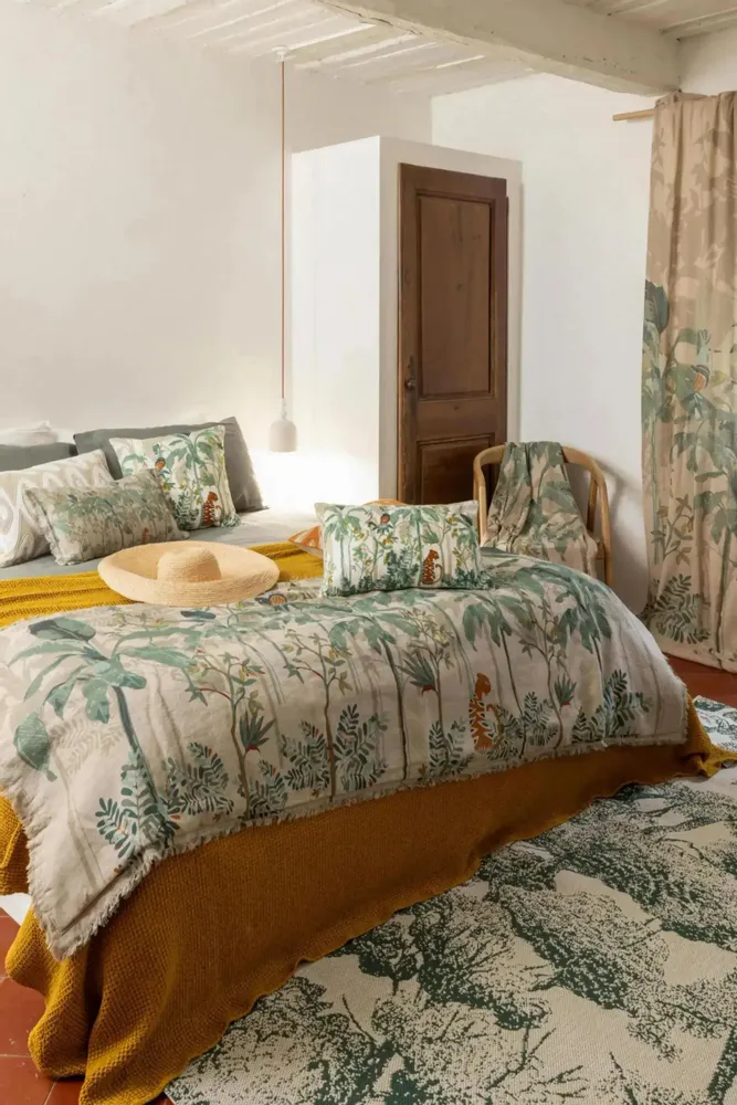 Linge de lit - Jeté recyclé Maia Safran 180 x 260 - MAISON VIVARAISE - SDE VIVARAISE WINKLER