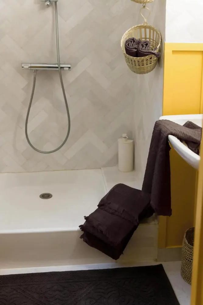 Serviettes de bain - Drap de douche Zoé Ébène 70 x 140 - MAISON VIVARAISE - SDE VIVARAISE WINKLER