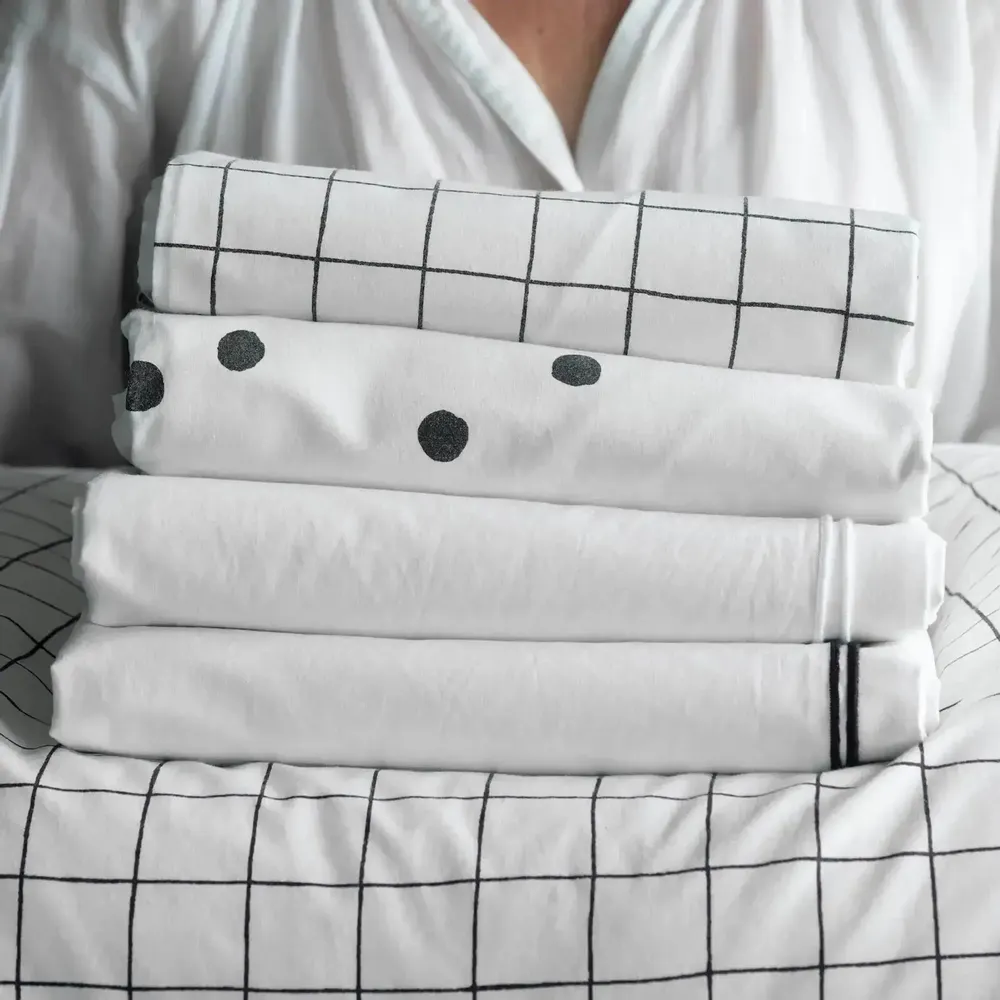 Bed linens - Oscar duvet cover Milk 220 X 240 - LA CERISE SUR LE GATEAU