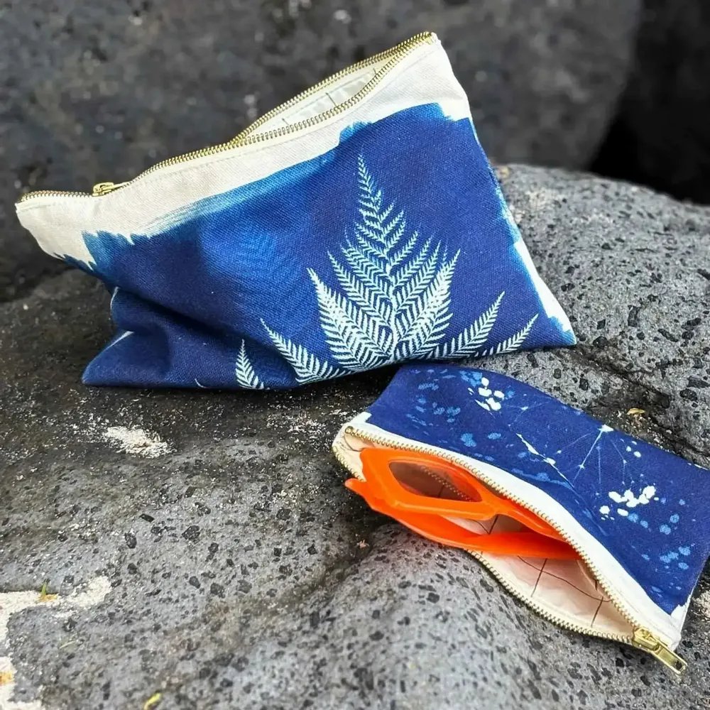 Clutches - Fougère Pouch Bleu L - LA CERISE SUR LE GATEAU