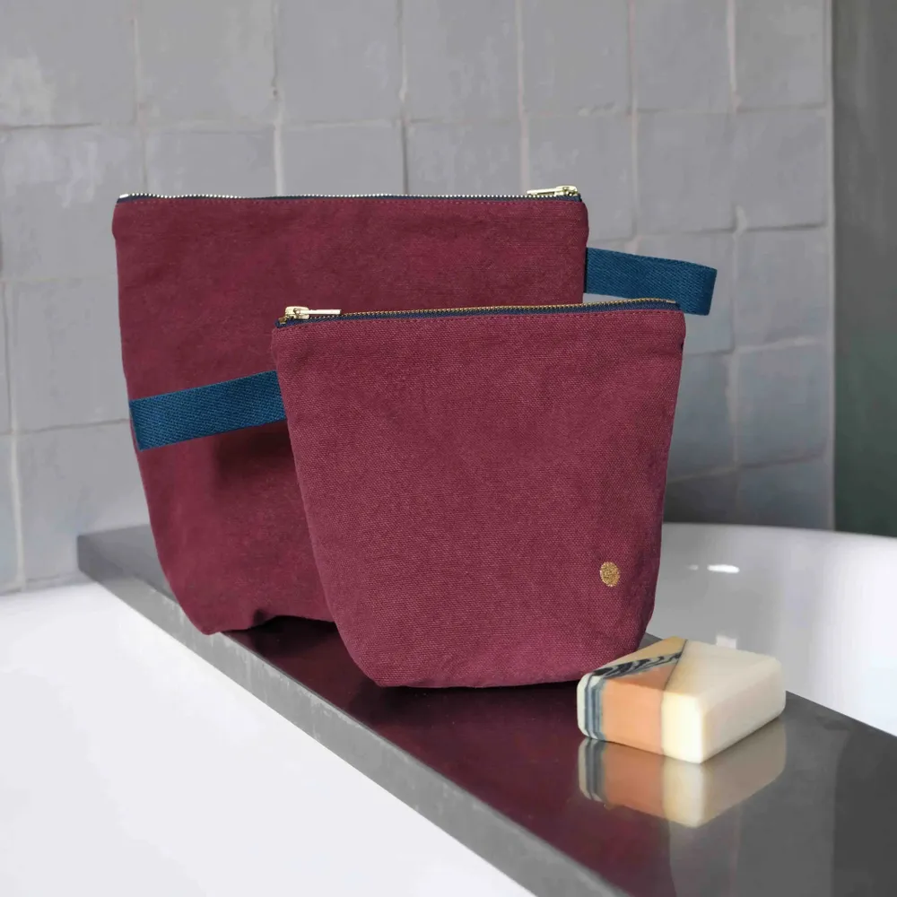 Pochettes - Trousse de toilette Iona Wine L 23 x 28 x 10 - LA CERISE SUR LE GATEAU
