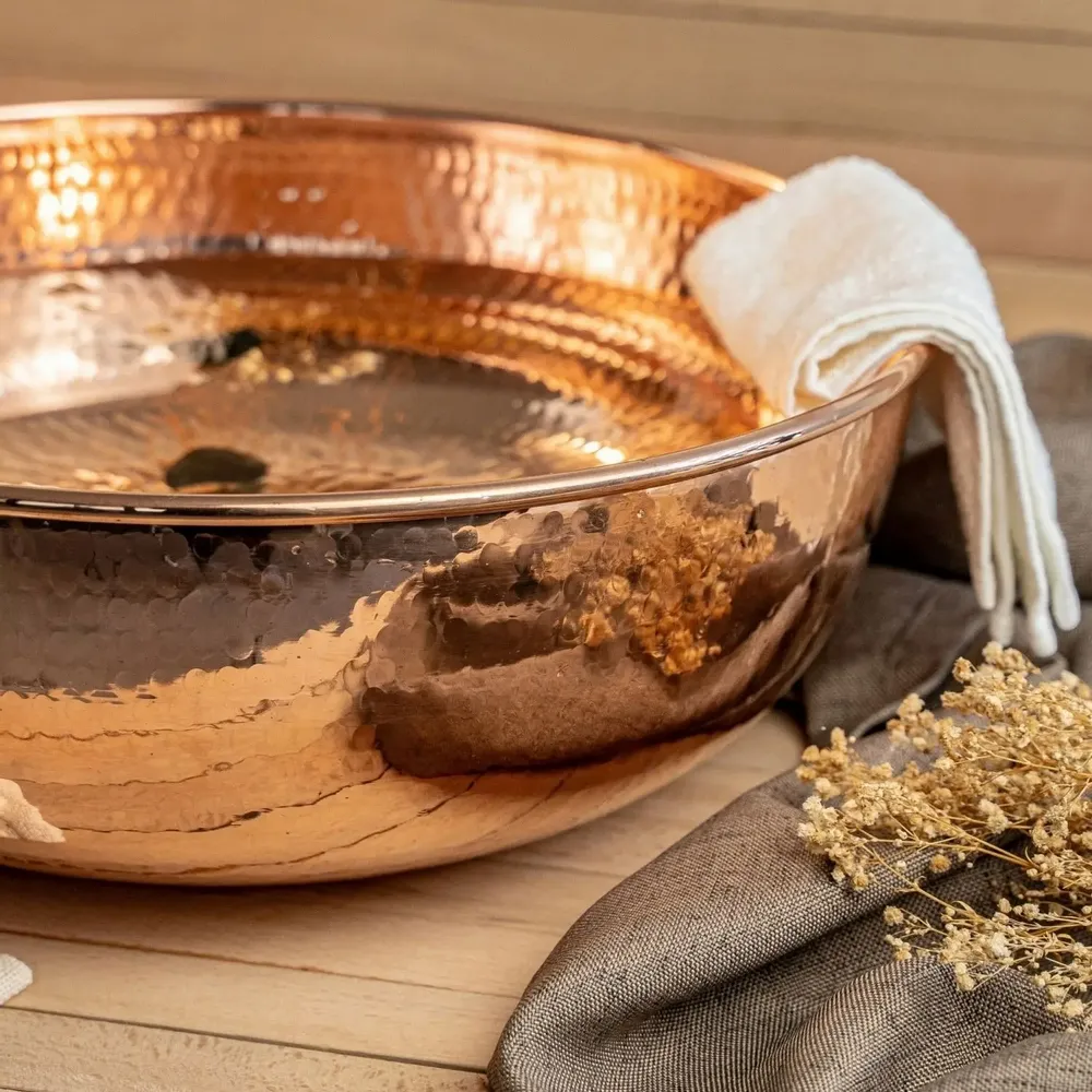 Spa - Bassin de Pédicure et Bain de Pieds en Cuivre Martelé Artisanal - BELS & PEARL